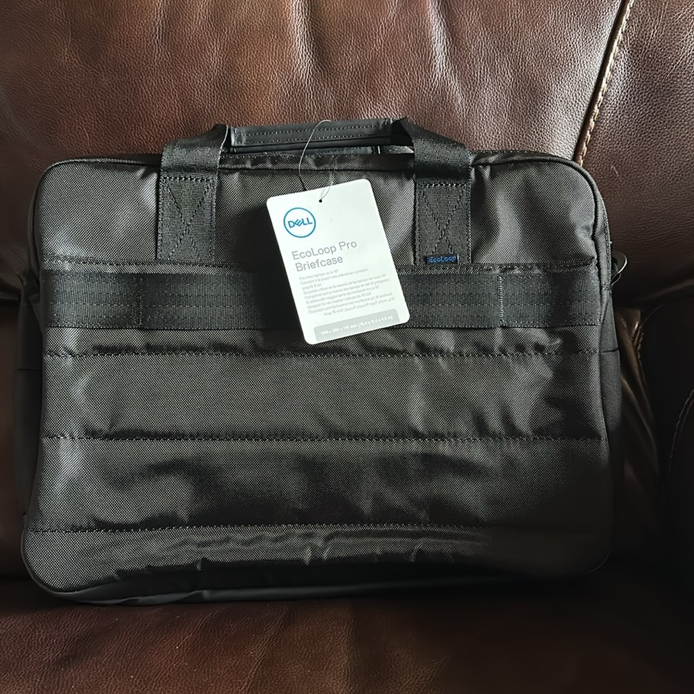 Dell EcoLoop Pro Briefcase - Black